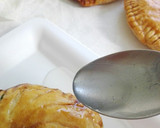 Foto del paso 10 de la receta: Tartaletas de hojaldre con crema de pistachos y cerezas