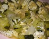Foto del paso 5 de la receta Calabacines con huevos revueltos