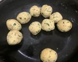 A picture of step 1 of Berake Rotti.