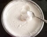 A picture of step 3 of Cake Cream Crunch Ice-cream.