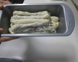 A picture of step 6 of Leopard print Bread.
