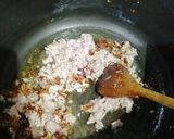 A picture of step 1 of Red Sauce Mince Pasta.