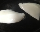 Foto del paso 2 de la receta: Sepia a la plancha con picadillo