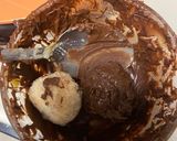 A picture of step 3 of Owl on Twig Chococake.