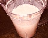 A picture of step 3 of Melon smoothie.