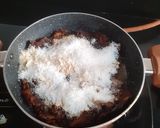 A picture of step 1 of Dates Sandwich.