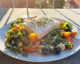 Foto del passaggio 1 della ricetta Insalata con feta e olive nere