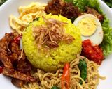 Foto langkah ke 2 dari resep Nasi kuning rice cooker.