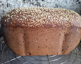 Foto del paso 3 de la receta: Pan negro integral con cacao, café y miel (en panificadora)