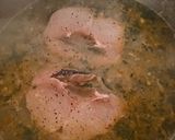 Foto del paso 5 de la receta: Merluza con gambas