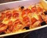 Baconbe tekert sajtos csirkemell recept fázis 4 fotója