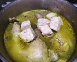 Foto langkah ke 3 dari resep Kare Ayam dan Sayuran.