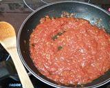 Foto del paso 4 de la receta: 🌭Salchichas frescas con tomate