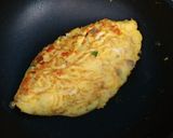 Foto langkah ke 3 dari resep Omelet rasa hotel.