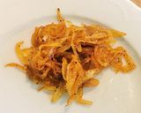 Foto del paso 2 de la receta: Pincho de Bacalao con Tomate seco, Cebolla caramelizada y salsa Teriyaki
