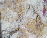Foto langkah ke 2 dari resep Ayam goreng tepung krispi.