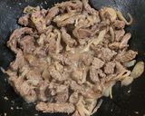 Foto del paso 3 de la receta: 🫛🥡 Wok de chauchas y ternera salteada 🥡🫛