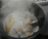 Foto del paso 6 de la receta Arroz con setas y marisco