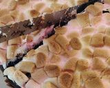 Foto langkah ke 8 dari resep 122. S'mores Choco Cookie Brownies.