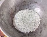 A picture of step 1 of Sabudana Sundal.