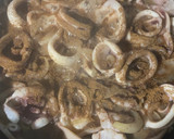 Foto del paso 3 de la receta: Radiatore con calamar encebollado