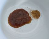 A picture of step 3 of Rajma imli dipping chat.