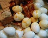 Foto langkah ke 3 dari resep Telur puyuh & tahu masak kecap.