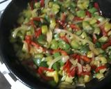 Foto del paso 2 de la receta: Zapallitos Revuelto De huevo & verduras 🌶🥚