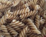 Foto del paso 1 de la receta: Pasta integral con verduras 🌽