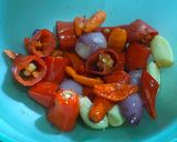Foto langkah ke 2 dari resep Tongkol Pedas Kuah Santan.