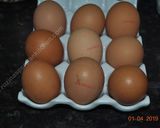 A picture of step 1 of Frozen Fried Egg  نیمرو با تخم مرغ یخ زده.