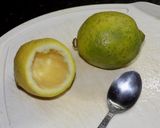 Foto del paso 3 de la receta: Melón con ensalada de frutas y centro de piña colada