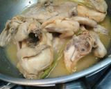 Foto langkah ke 5 dari resep Ayam goreng.