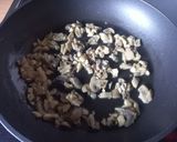 Foto del paso 3 de la receta: 219. Tortellinis de queso con atún y champiñones