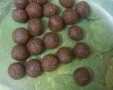 A picture of step 5 of Jeera candy / cumin candy.