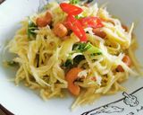 Foto langkah ke 1 dari resep 🇹🇭 Thai Mango Salad (Yum Ma Muang).