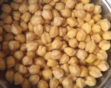 A picture of step 1 of Chole chana.