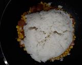 Foto langkah ke 6 dari resep Nasi goreng sosis (Sausage fried rice).