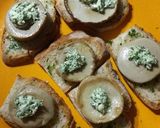 Foto del passaggio 3 della ricetta Cappella di porcino su crostone di pane tostato