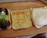 Foto del paso 2 de la receta: Sándwiches triples de pan de maíz con jamón curado de pavo