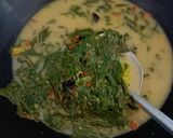 Foto langkah ke 5 dari resep Gulai Daun Ubi (Gulai Daun Singkong).