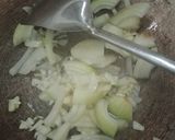 Foto langkah ke 3 dari resep Cumi Saos Tiram Bumbu Simple.