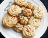 A picture of step 10 of Melting moments cookies.