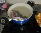 Foto del paso 1 de la receta: Sopa de caldo de rape