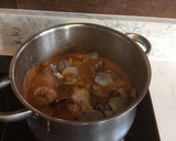 Foto del paso 5 de la receta: Rape con almejas y langostinos