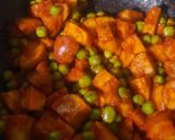 A picture of step 3 of Aloo Palak Matar Sabzi.