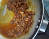 A picture of step 3 of Almond crunch.