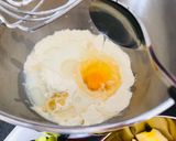 Foto langkah ke 3 dari resep Gateau aux pommes (apple cake).