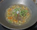 Foto langkah ke 4 dari resep Sup sayur bakso.