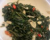 Foto langkah ke 3 dari resep Sayur Kangkung SIMPLE 😍✨.